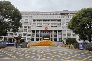 科尔谈次节被打14-0：进攻滞涩&对方进很多难度球 我们没做出回应